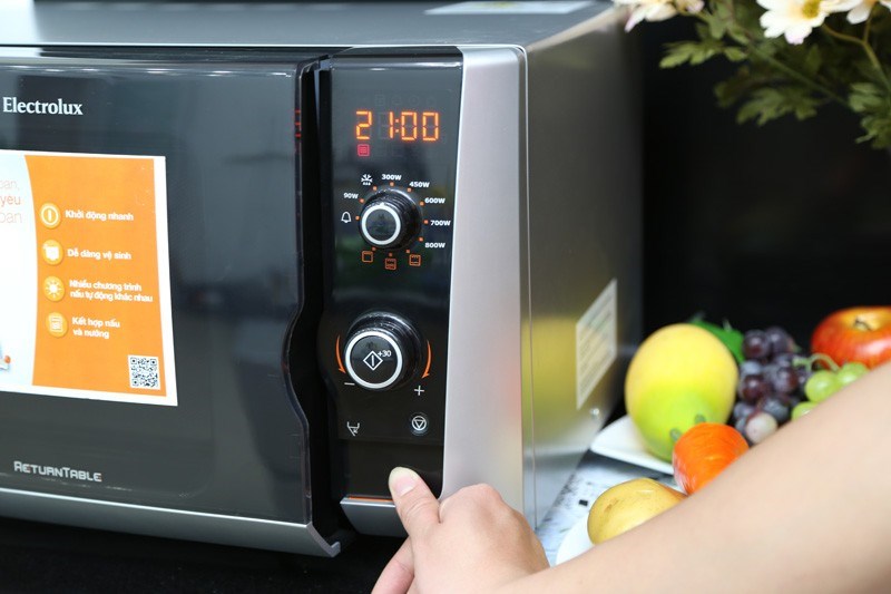 Cách sử dụng lò vi sóng Electrolux an toàn