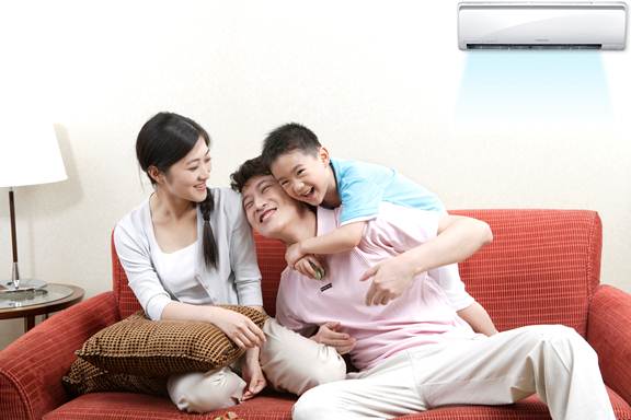 Bảo trì vệ sinh máy lạnh Quận 7 MIỄN PHÍ sạc gas